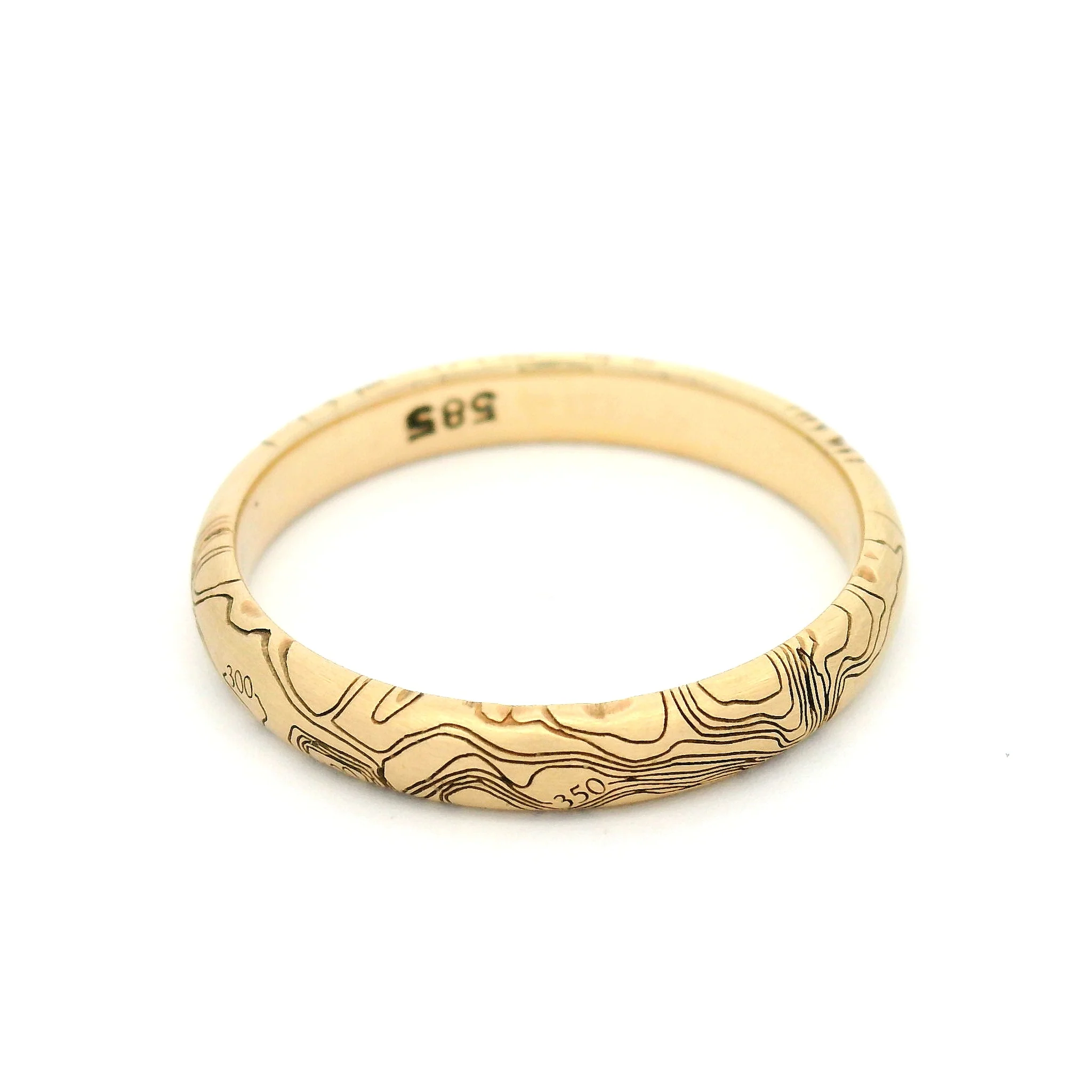 14k Yellow 3mm Wide Engraved Elevation Band - Image 3