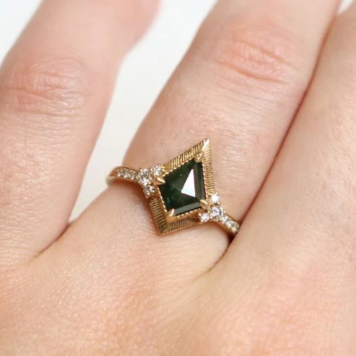 Alloway - Green Diamond Engagement Ring - Image 2