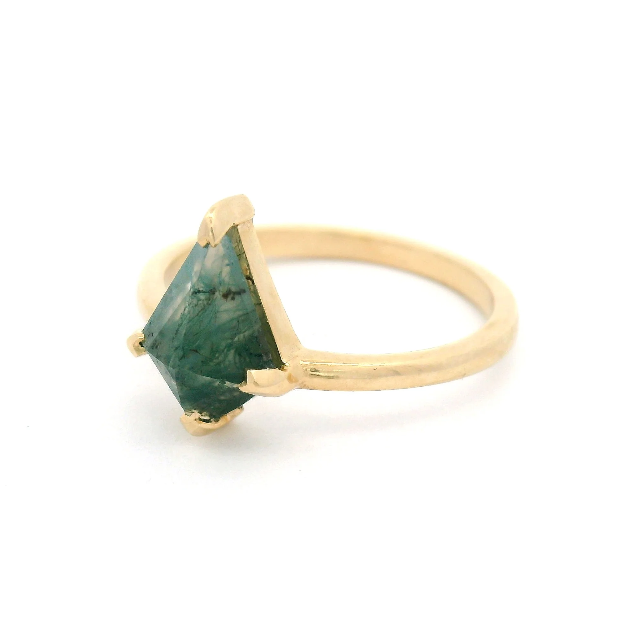 10k Yellow Solitaire with 1.25ct Kite Moss Agate - Image 2