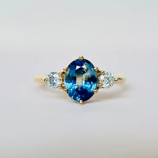 14k Yellow Three-Stone Ring with 1.65ct Natural Parti Blue Sapphire Natural Accent Diamonds - Image 4