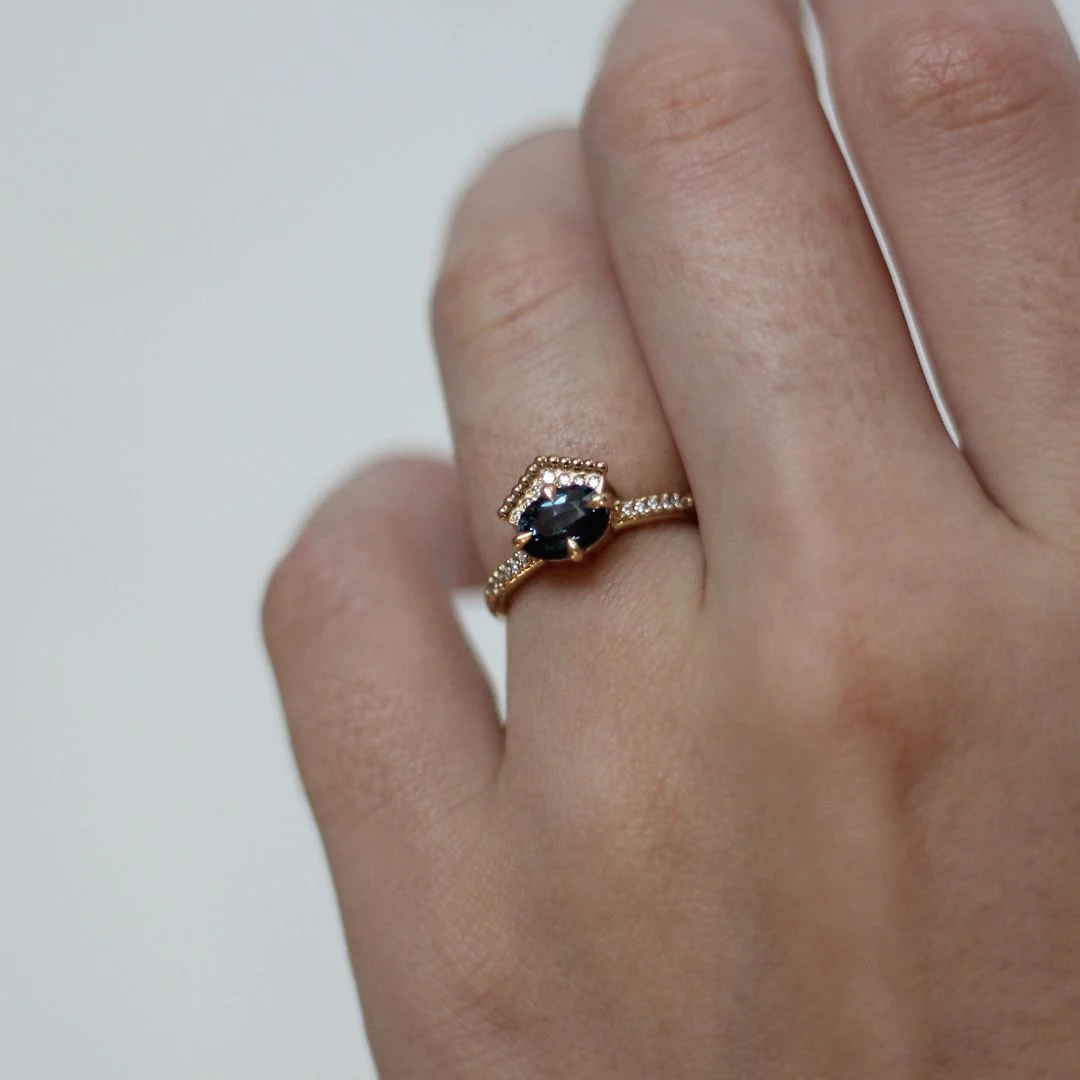 Blausee Crown Ring - Image 4