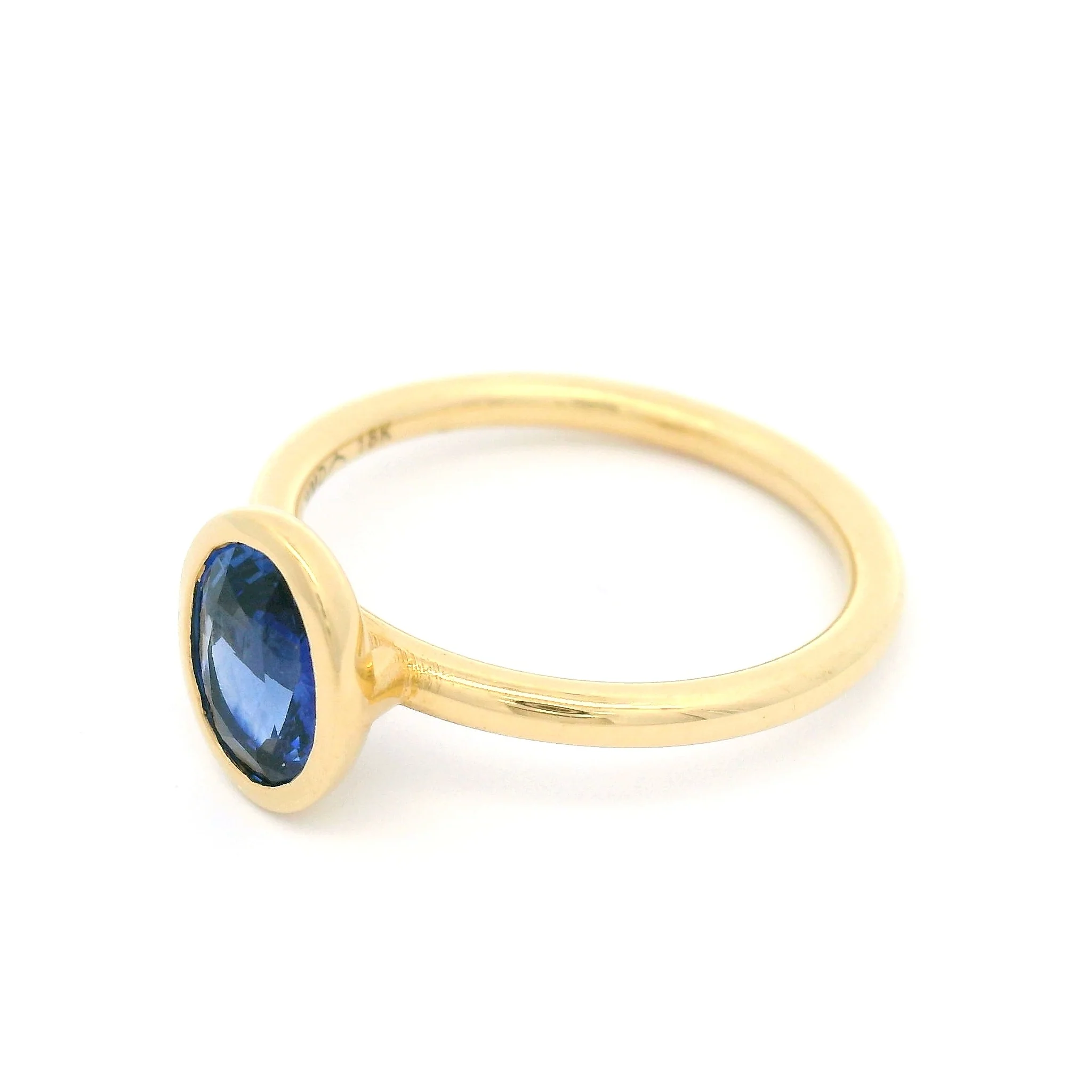 18k Yellow Bezel-Set Solitaire with Natural 1.16ct Blue Oval Sapphire - Image 3
