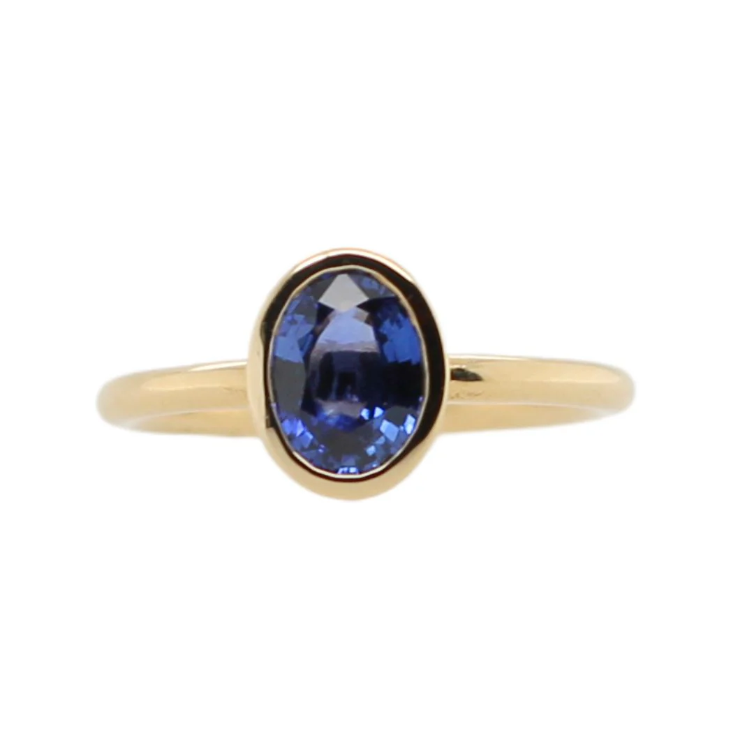 18k Yellow Bezel-Set Solitaire with Natural 1.16ct Blue Oval Sapphire - Image 6