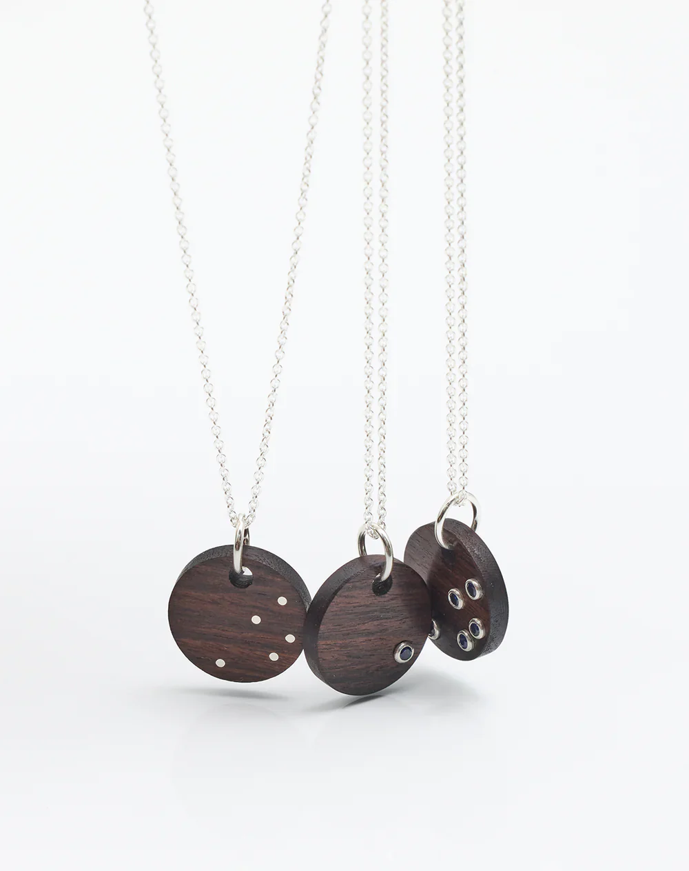 Blue Sapphire Round Wood Necklace - Image 3