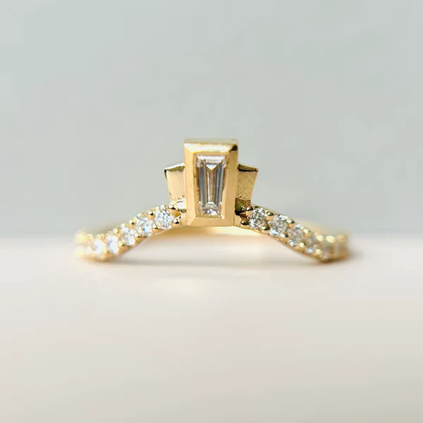 14k Yellow Contour Band with 0.13ct Natural Baguette Diamond & Accent Natural Diamonds - Image 3