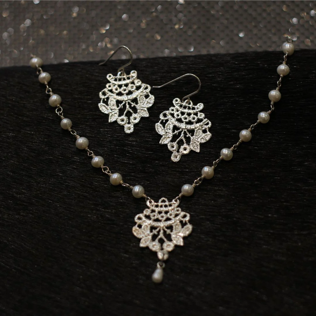 Chantilly Lace Earrings - Image 2