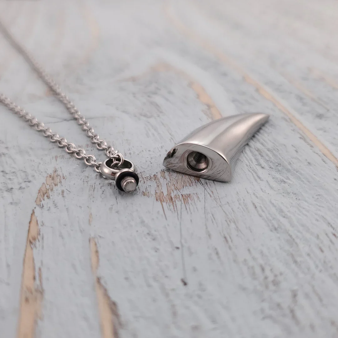 Claw Cremation Urn Necklace - Image 3