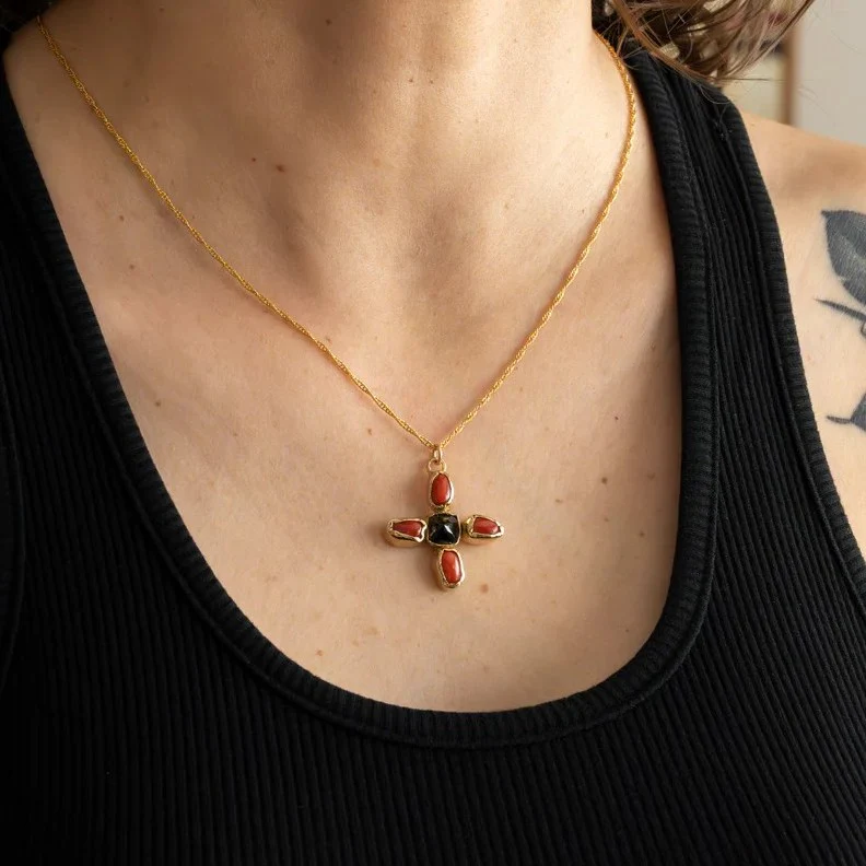 Coral & Black Spinel Pendant - Image 2