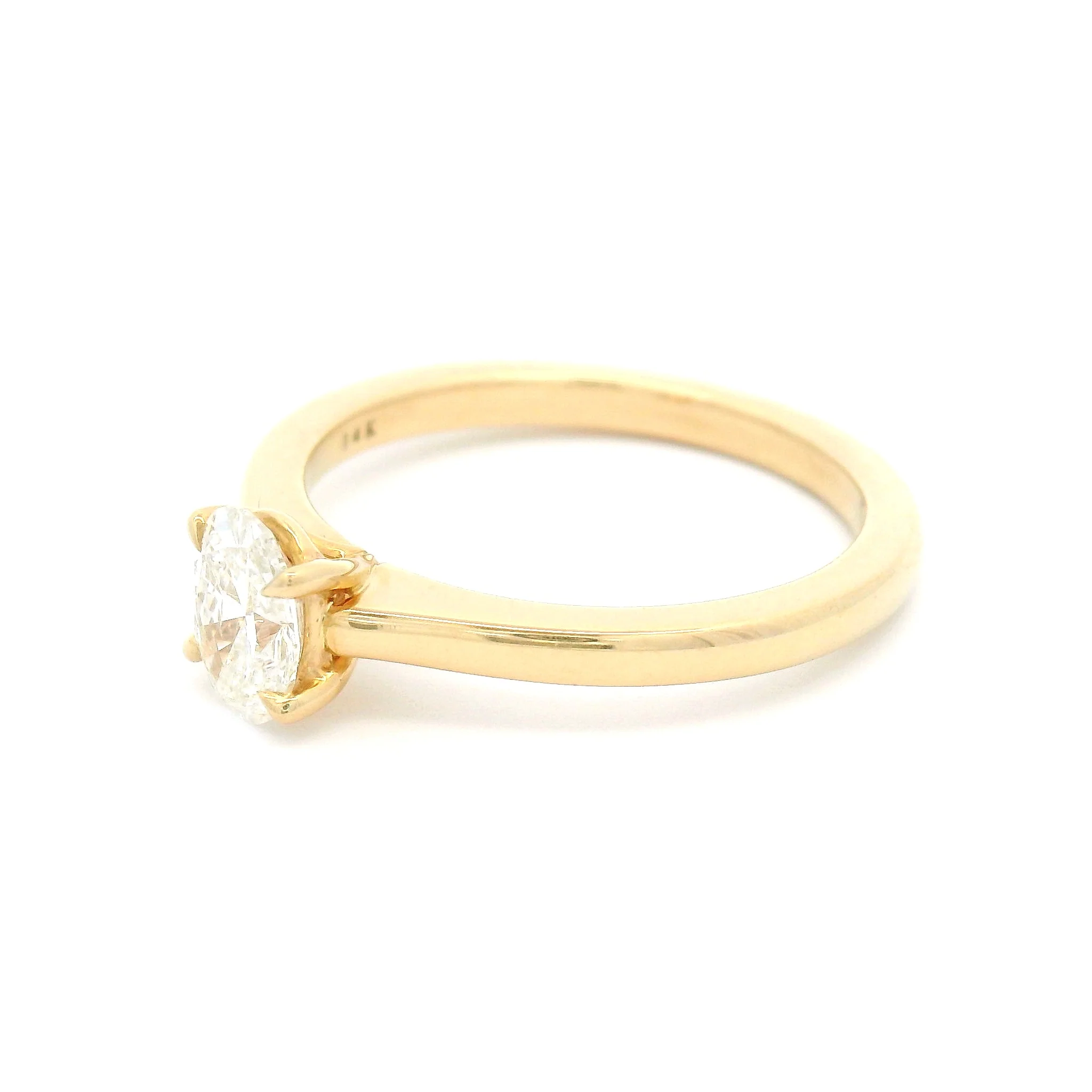 14k Yellow Gold Solitaire Featuring a Natural 0.50ct Oval Diamond - Image 3