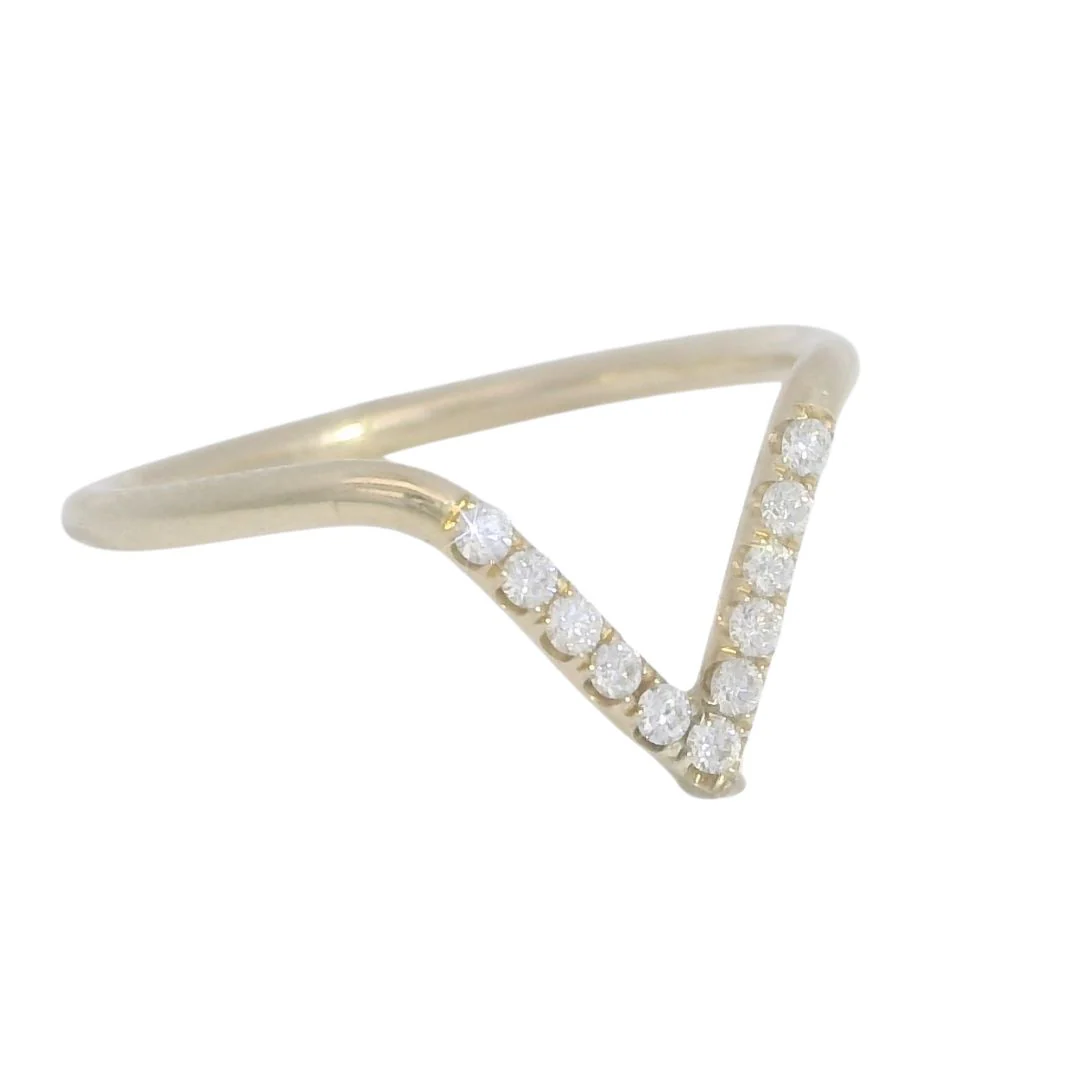 Diamond 'V' Contour Gold Wedding Band - Image 2