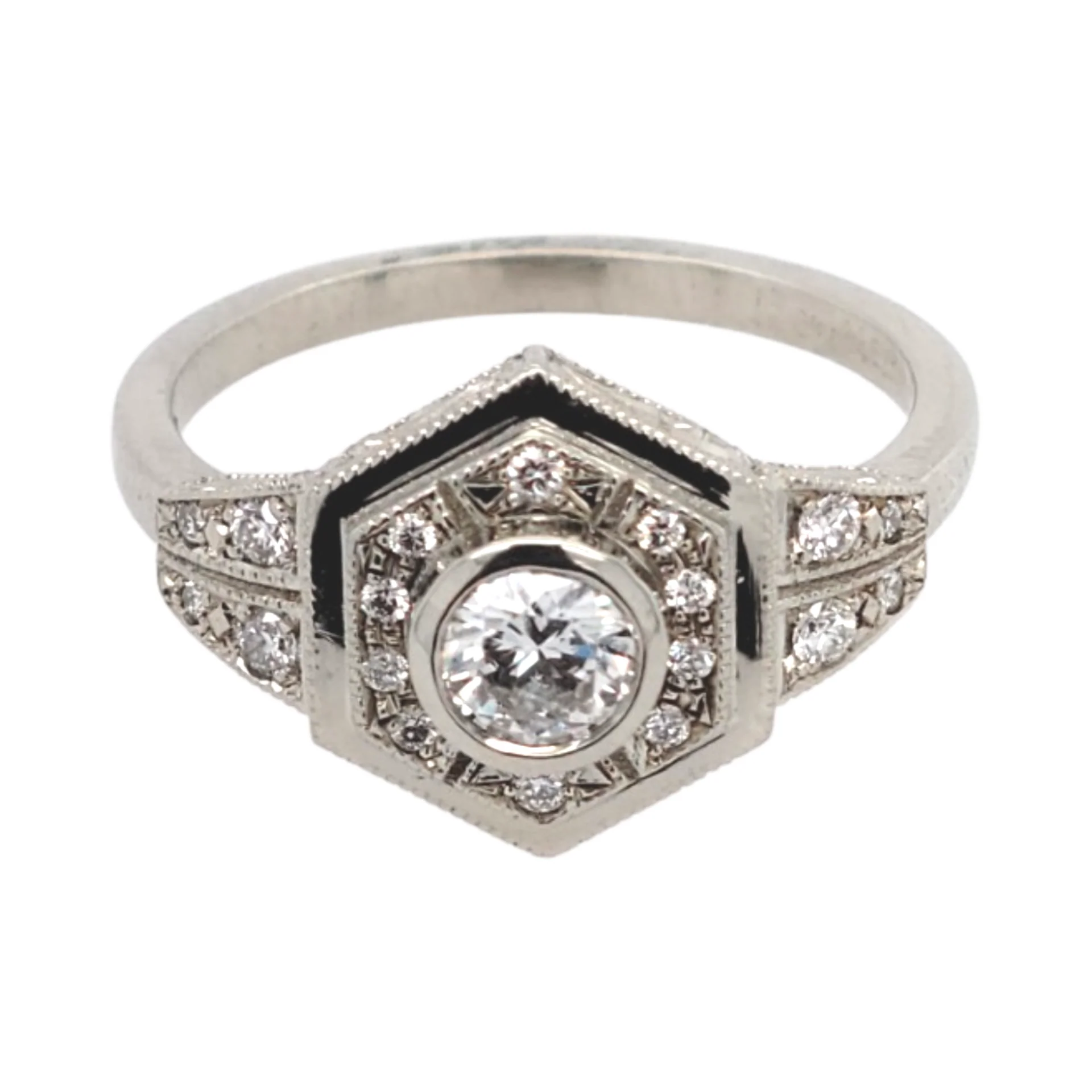 14k White Vintage-Style Engagement Ring with 0.26ct Diamond and Accent Diamonds - Image 3