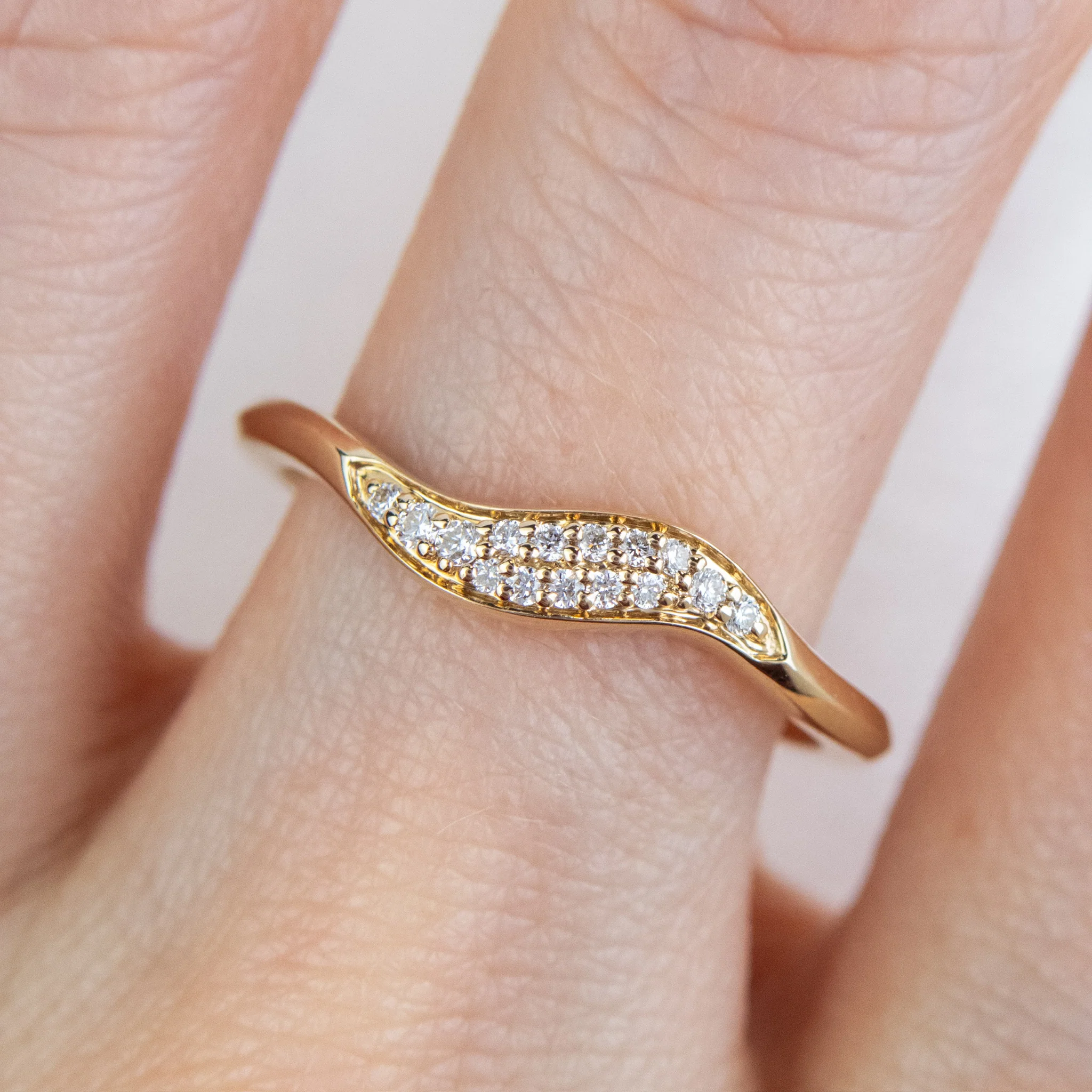 Douro - Diamond Pave Wave Contour Wedding Band - Image 2