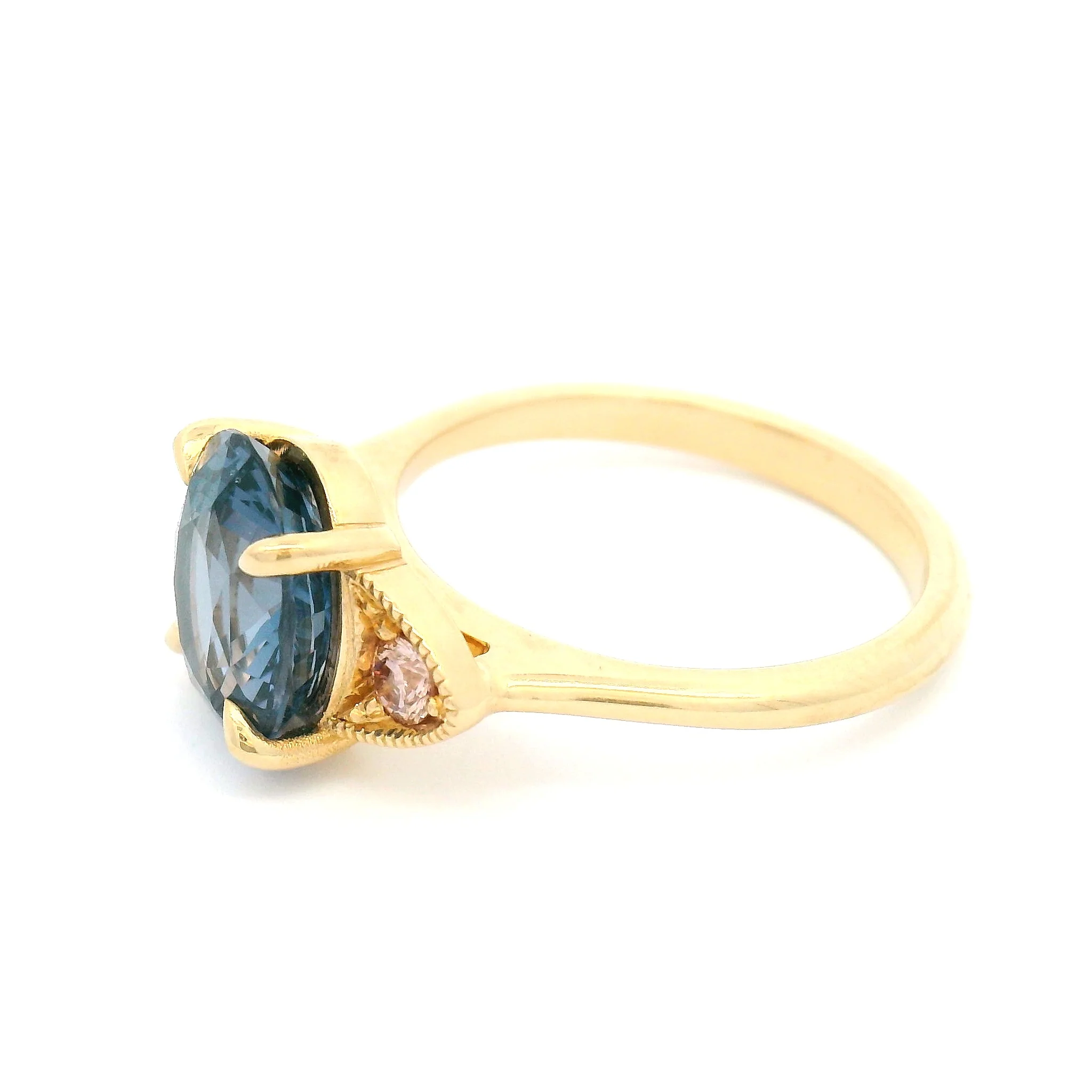 14k Yellow Engagement Ring with 3.10ct Violet Spinel and Accent Pink Diamonds - Image 4