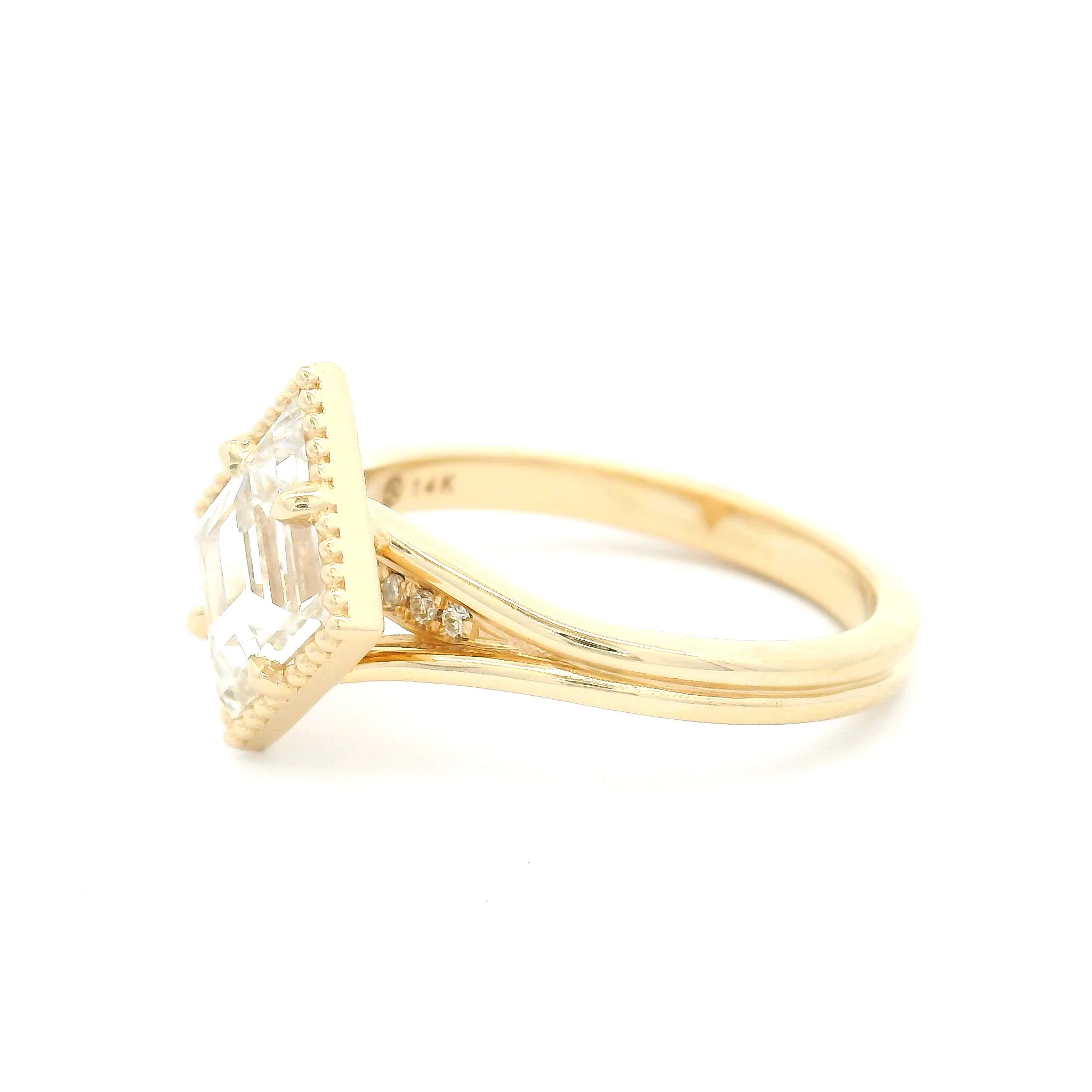 14k Yellow Ring with 1.1ct Lab-Grown Rose-Cut Diamond and Accent Diamonds - Image 3