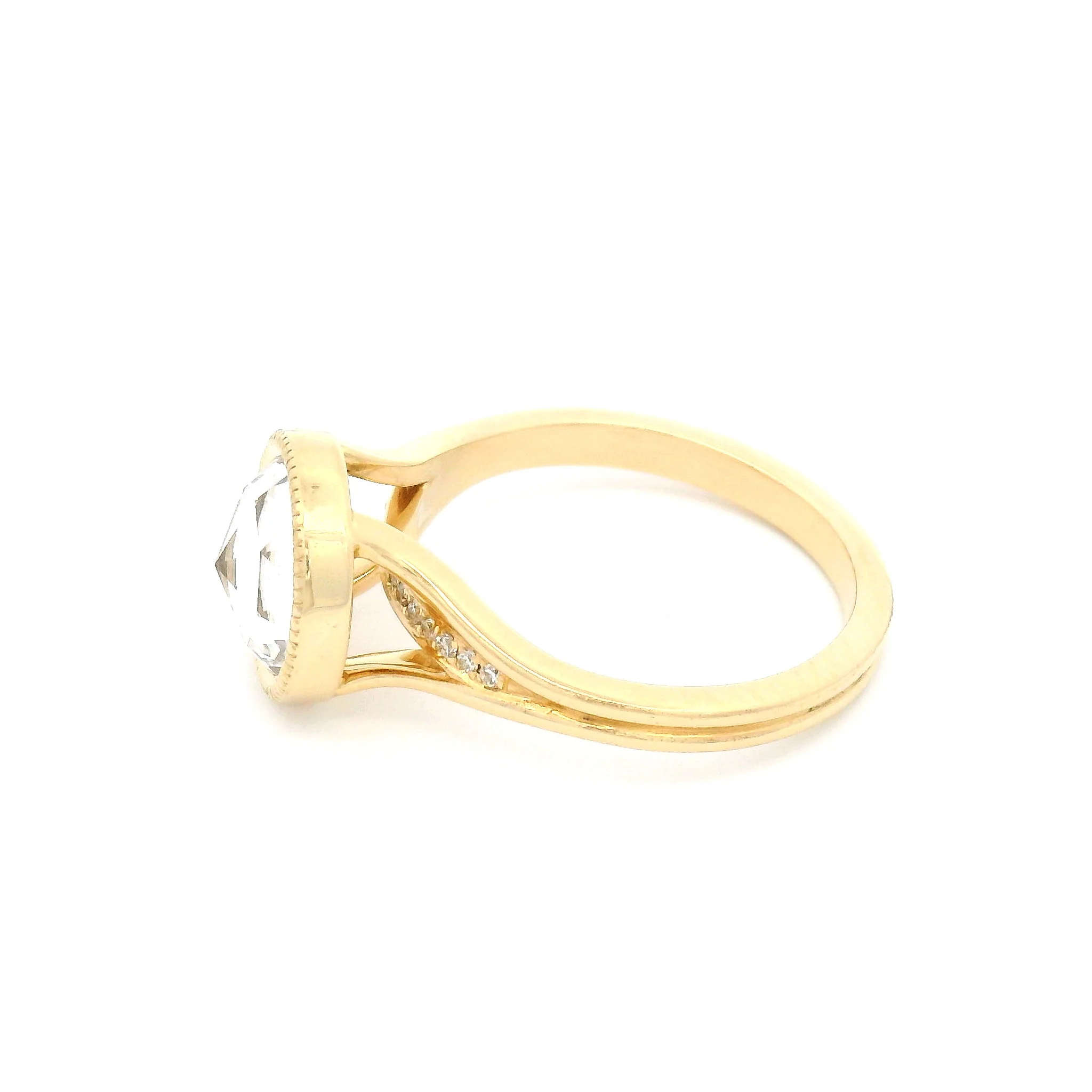 14k Yellow Ring with 2.53ct Lab-Grown Rose-Cut White Sapphire and Accent Diamonds - Image 5