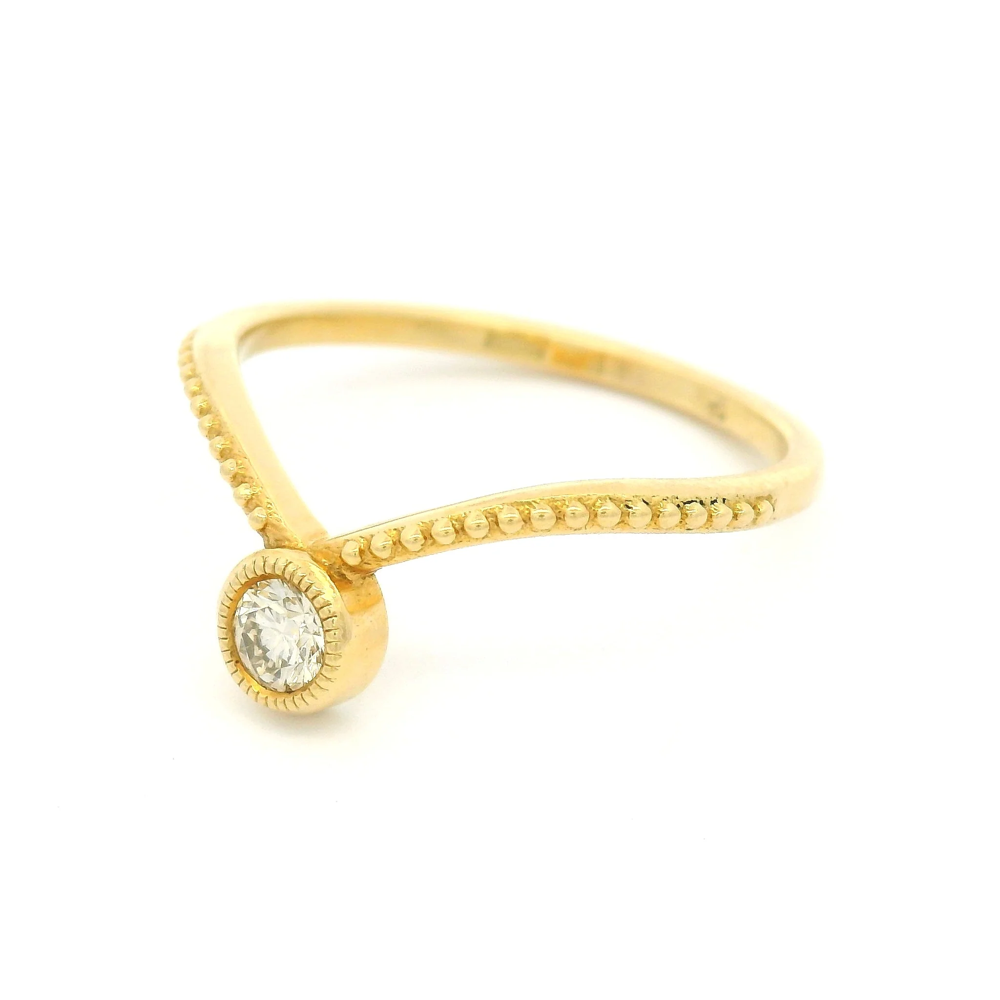 18k Yellow Bezel-Set Solitaire with 0.15ct Natural Round Brilliant Cut Diamond - Image 2