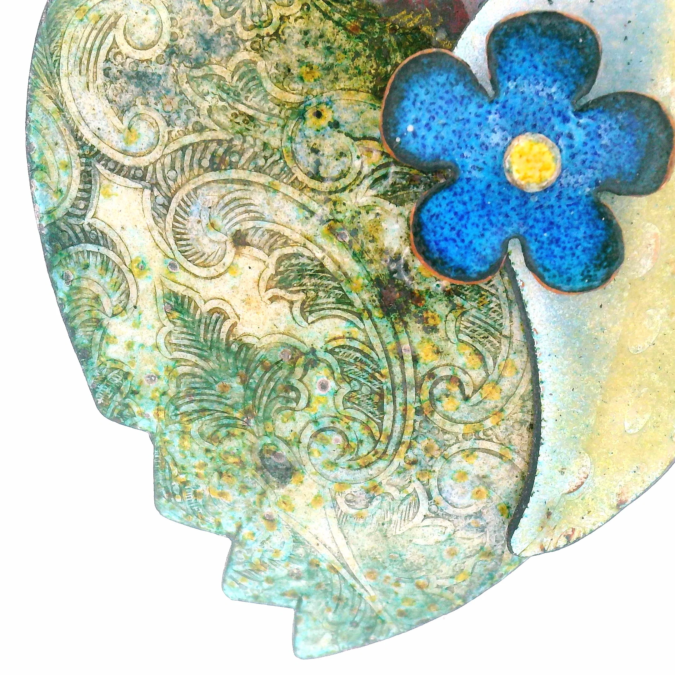 Enamel Green Leaf Blue Daisy Pendant - Image 2
