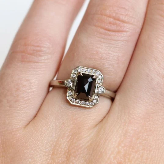 14k White Ring with 1.09ct Rose Cut Black Diamond and Accent Deco Diamond Halo - Image 5
