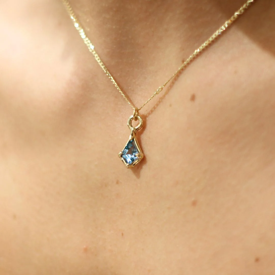 Gold Cyan Sapphire Pendant Necklace - Image 2