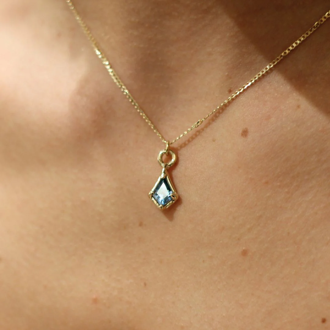 Gold Cyan Sapphire Pendant Necklace - Image 3