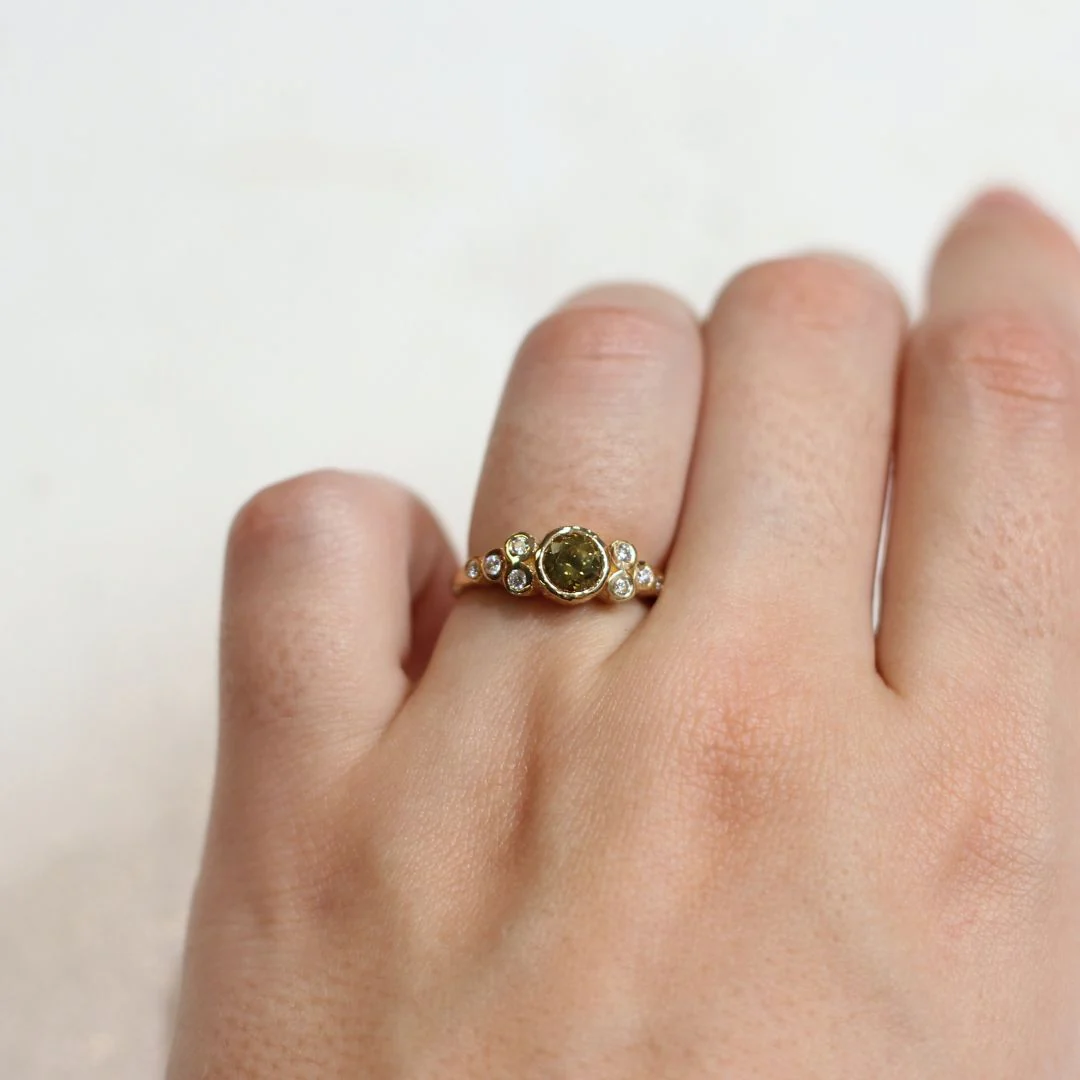Green Sapphire Bezel Ring - Image 4