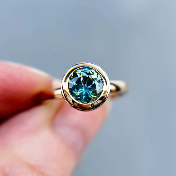 14k Yellow Gold Bezel-Set Solitaire with 1.22ct Natural Teal Sapphire - Image 4
