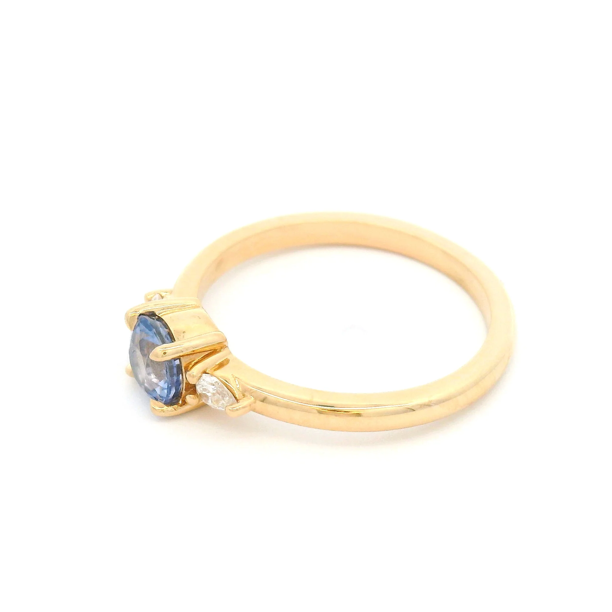 14k Yellow Three-Stone Ring with 0.63ct Pale Blue Sapphire and Accent Lab-Grown Diamonds - Image 3