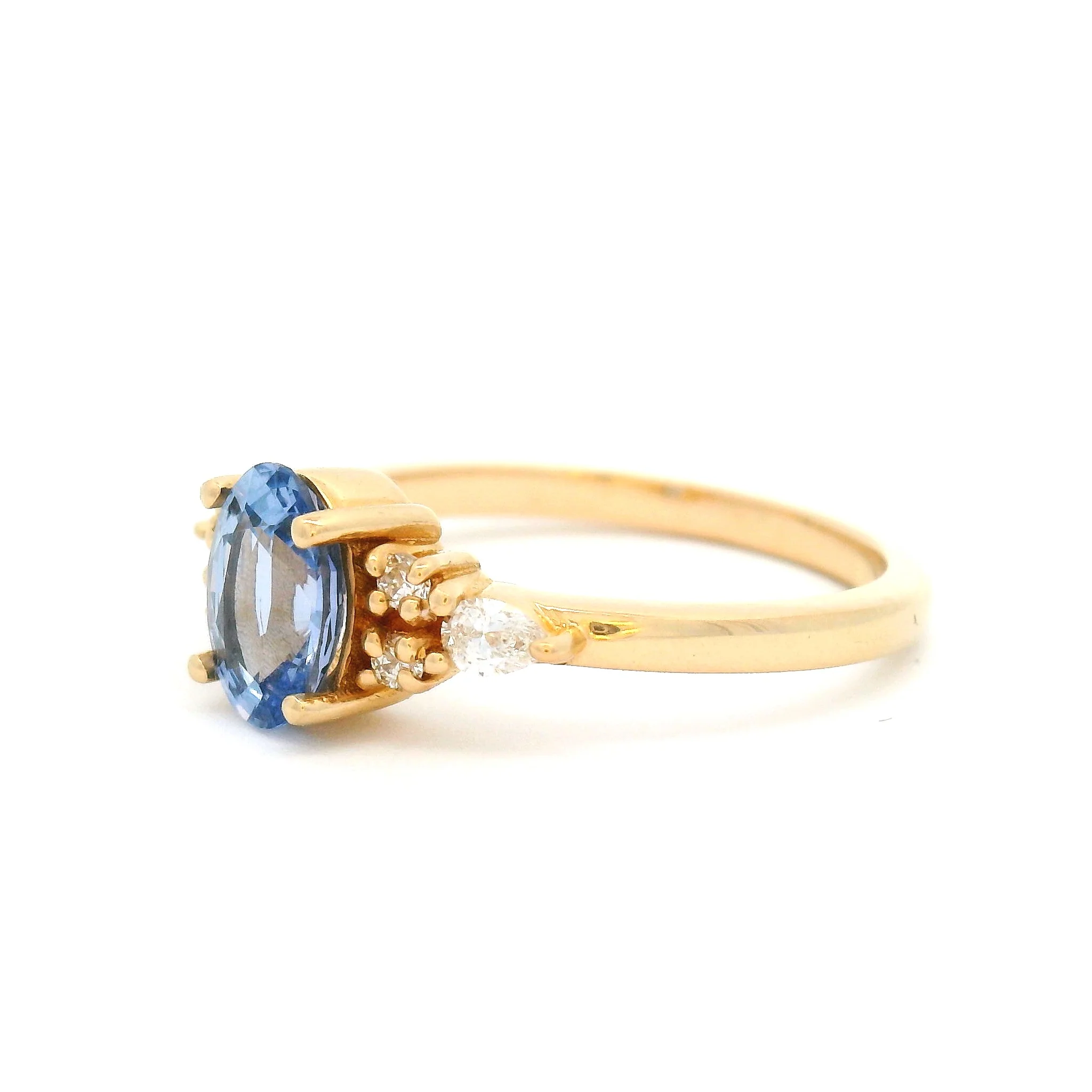 14k Yellow Ring with 0.93ct Oval Blue Sapphire Ring with Accent Diamonds - Image 2