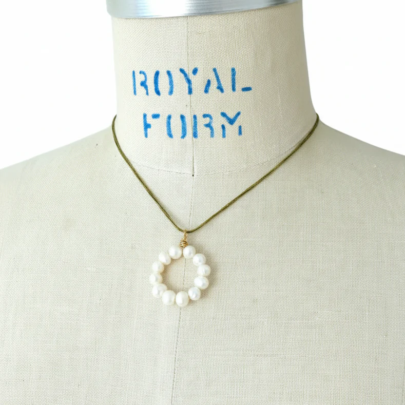 Illuminated Pearl Pendant - Image 3