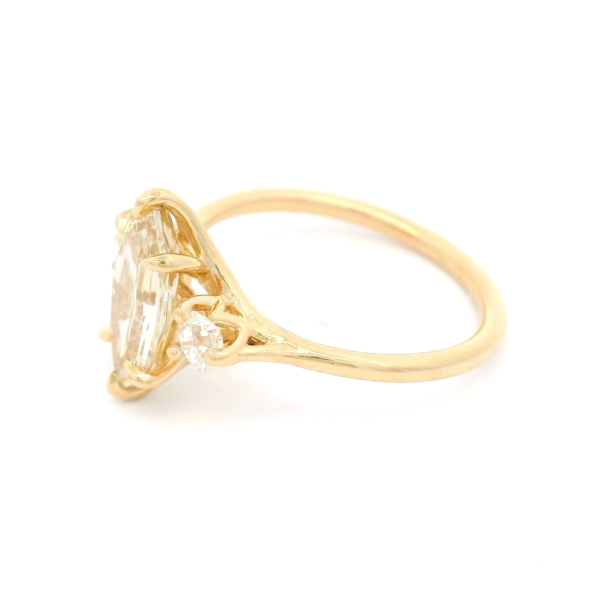 14k Yellow 3-Stone Ring with 1.5ct Natural Light-Brown Diamond and Two Old Mine Cut Diamond - Image 3