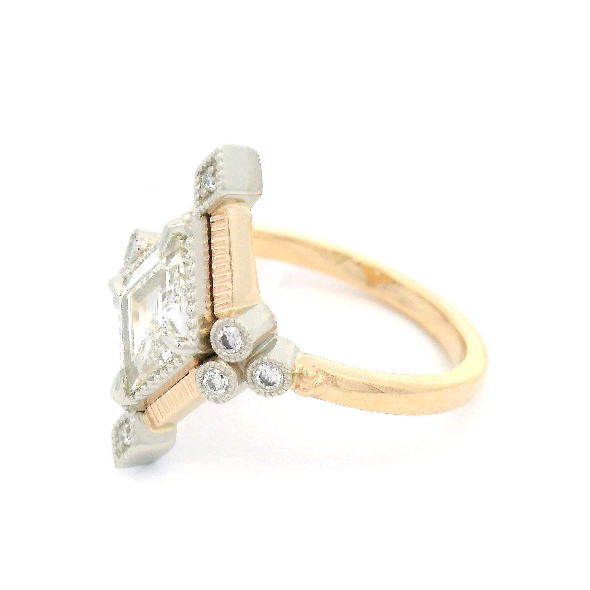 14k Yellow & White Ring with 0.70ct Natural Diamond and Natural Accent Diamonds - Image 3