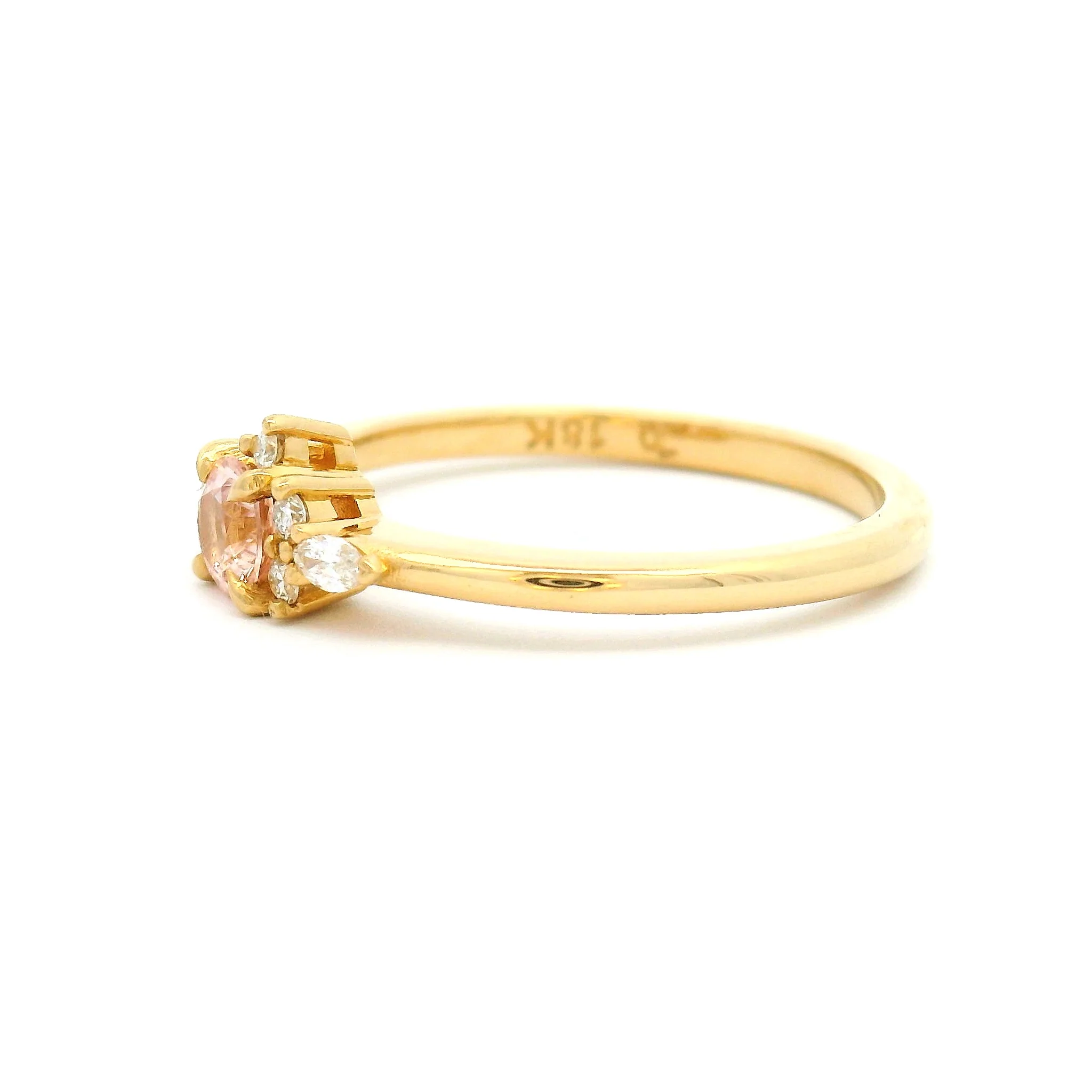 18k Yellow Engagement Ring with 0.31ct Round Peach Sapphire and Accent Diamonds - Image 4