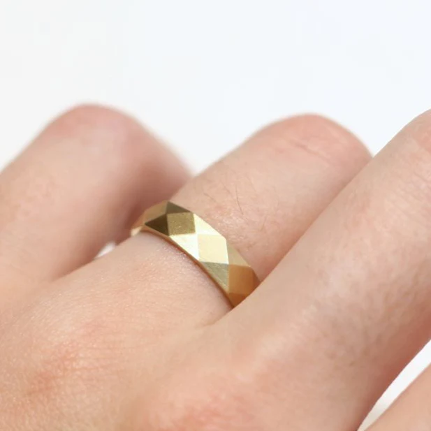 Kingsley Wide Faceted Gold Band - Image 3