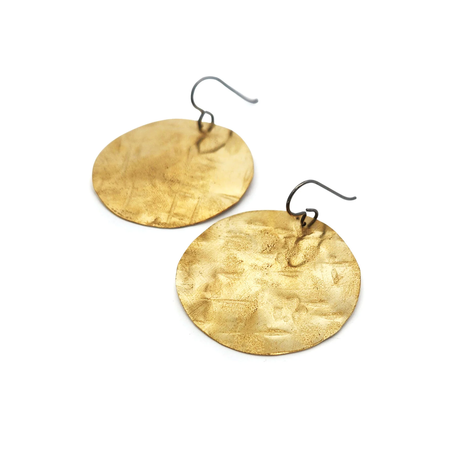 Line Hammered Brass Disc Earrings - Image 3