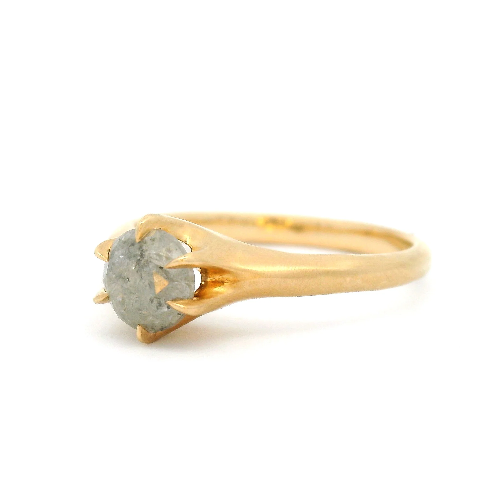 10k Yellow Gold Organic Solitaire with 0.88ct Grey Salt & Pepper Diamond - Image 2