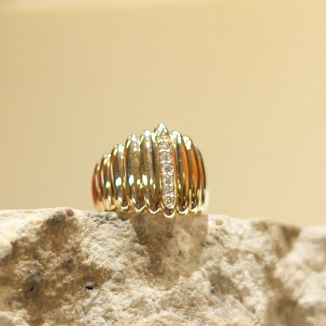 PIGALLE - Modern Wide Gold & Diamond Engagement Ring - Image 3