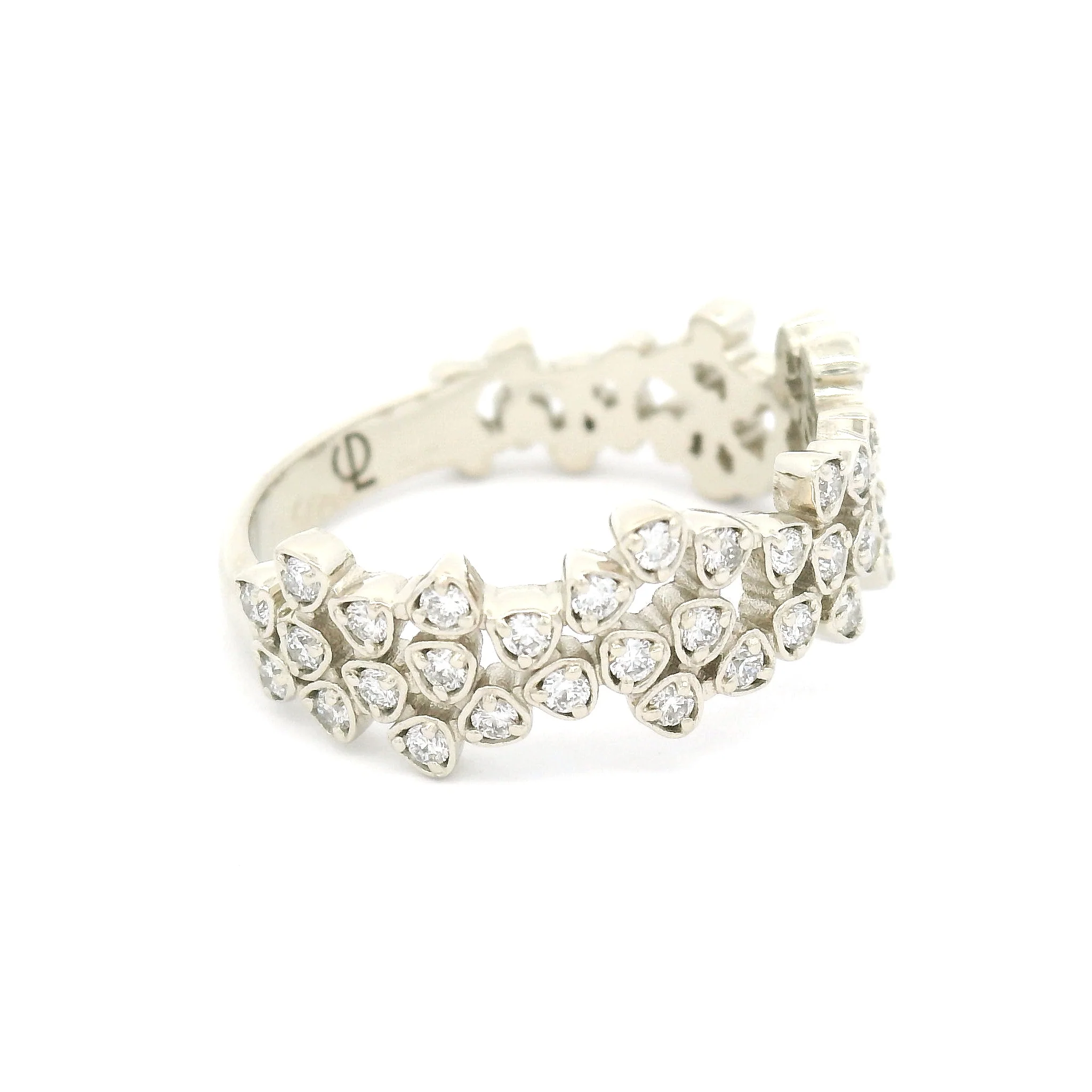14k White 0.53cts Total Cluster Diamond Band - Image 3