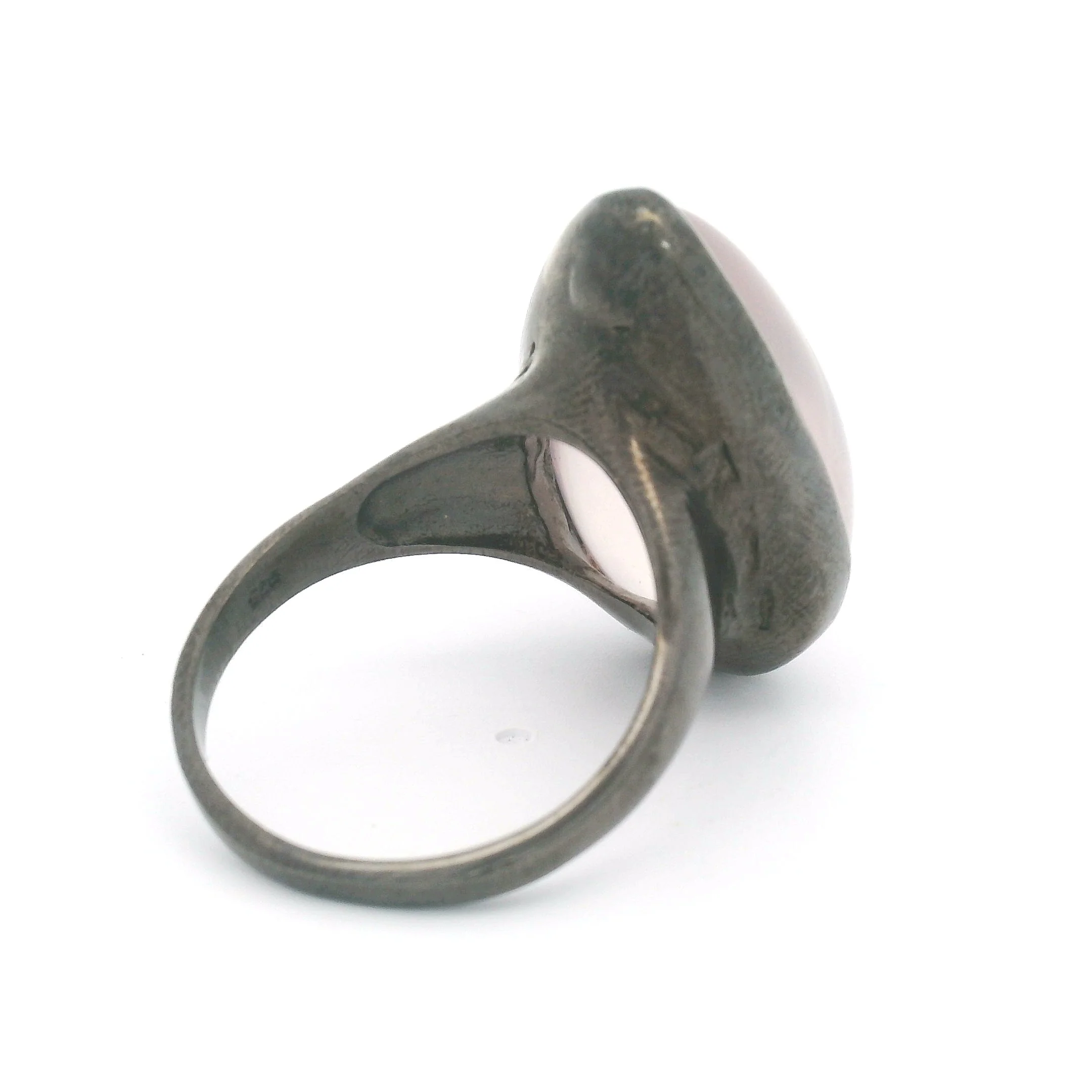 Oval Cabochon Rose Quartz Solitaire Ring - Image 3