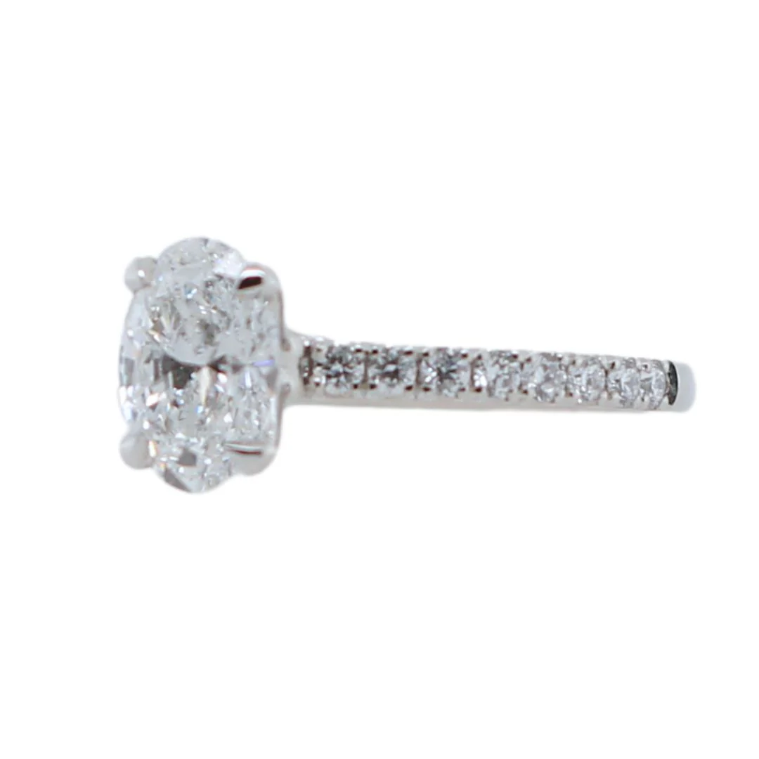 Platinum Engagement Ring with 1.72ct Lab-Grown Oval Diamond and Accent Diamonds - Image 6