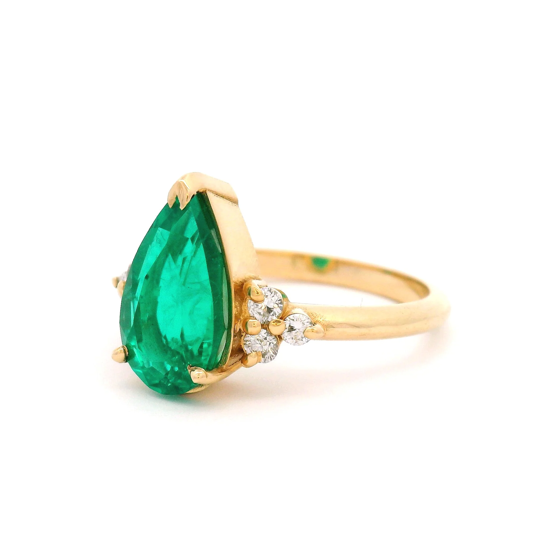 14k Yellow Ring with 2.23ct Lab-Grown Pear Emerald with Accent Diamonds - Image 2