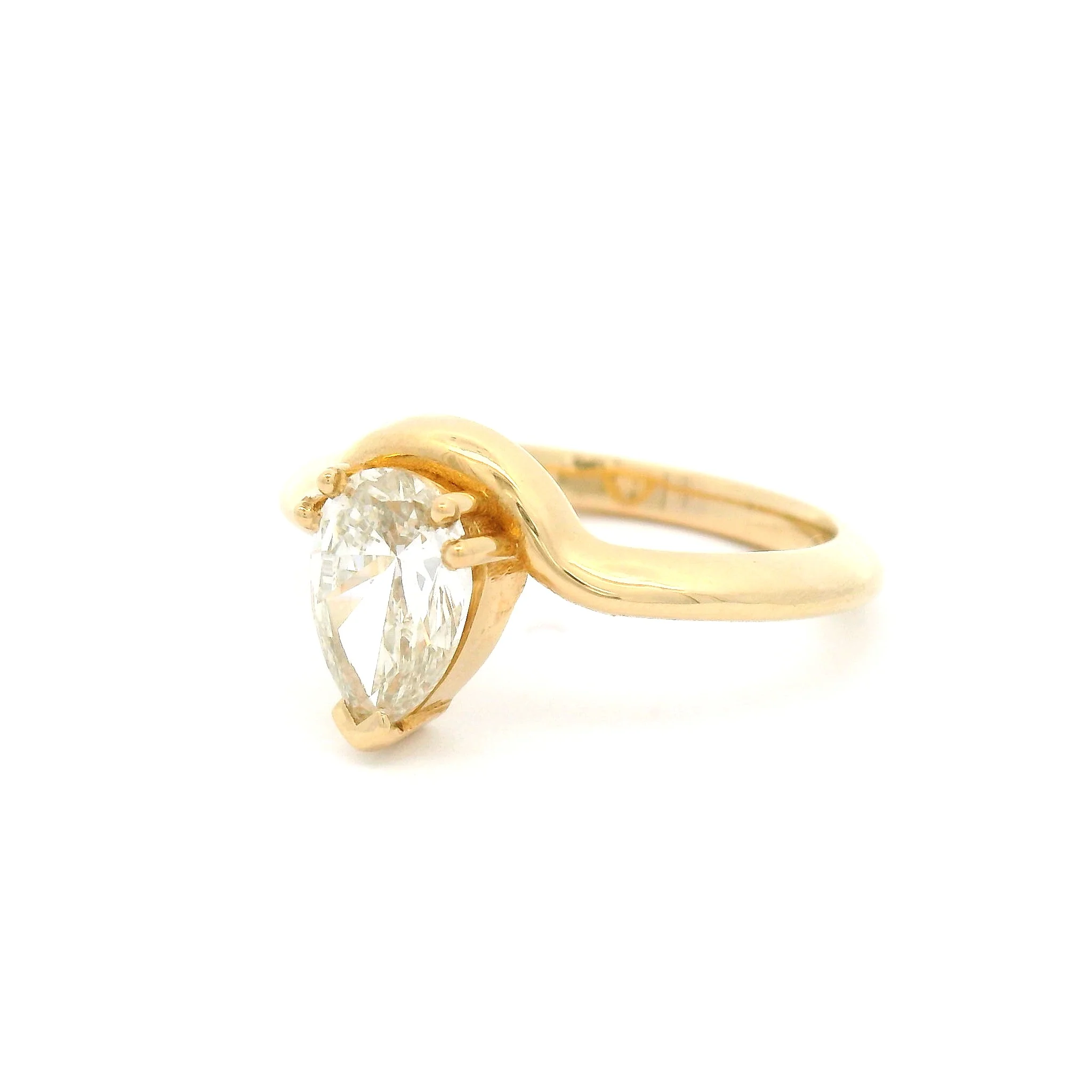 14k Yellow 1.03ct Lab-Grown Pear Shape Diamond Solitaire - Image 2