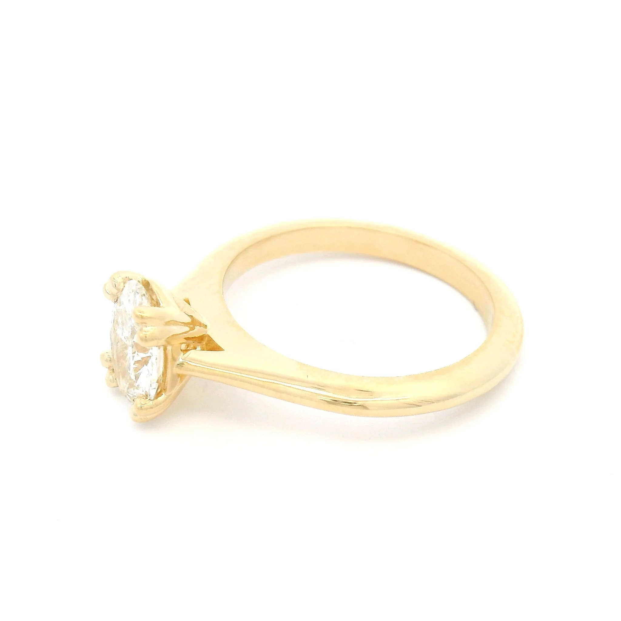 14k Yellow Solitaire with 1.02ct Lab-Grown Oval Diamond - Image 3