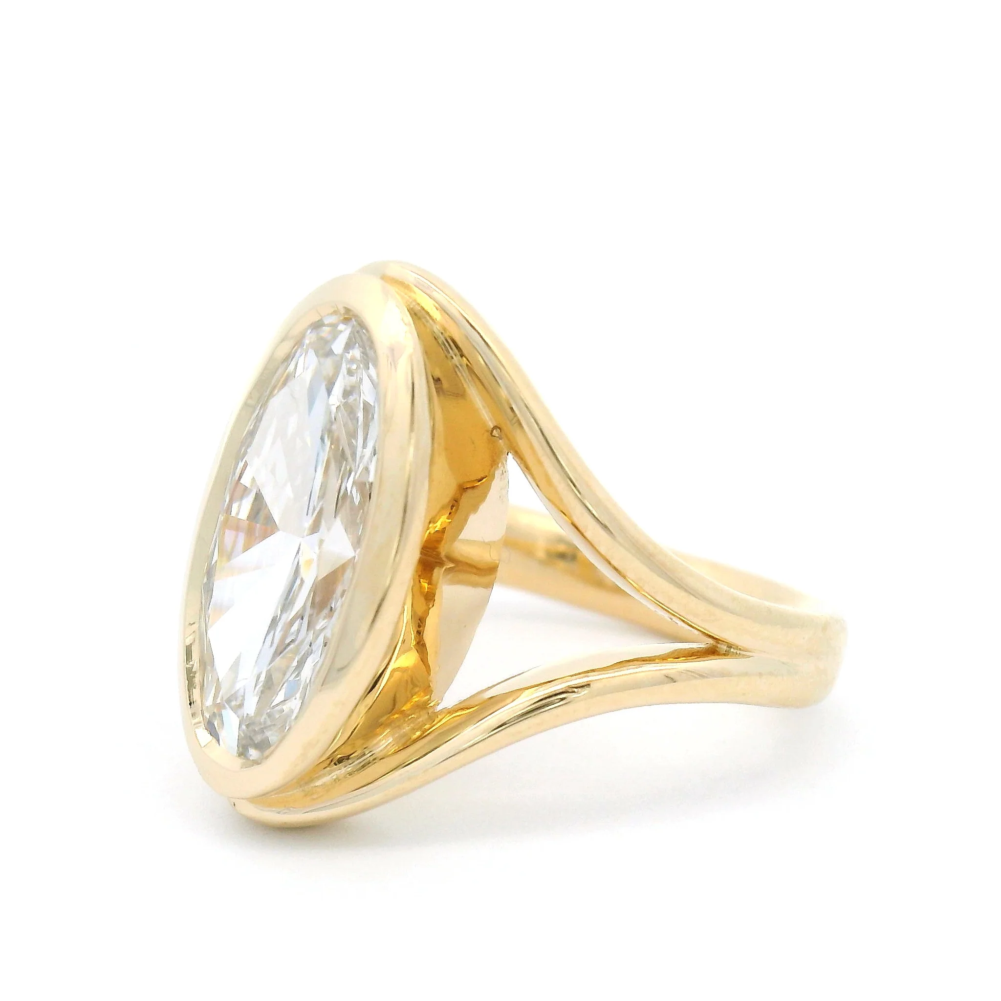 14k Yellow Bezel-Set Solitaire with 3.05ct Lab-Grown Oval Diamond - Image 2