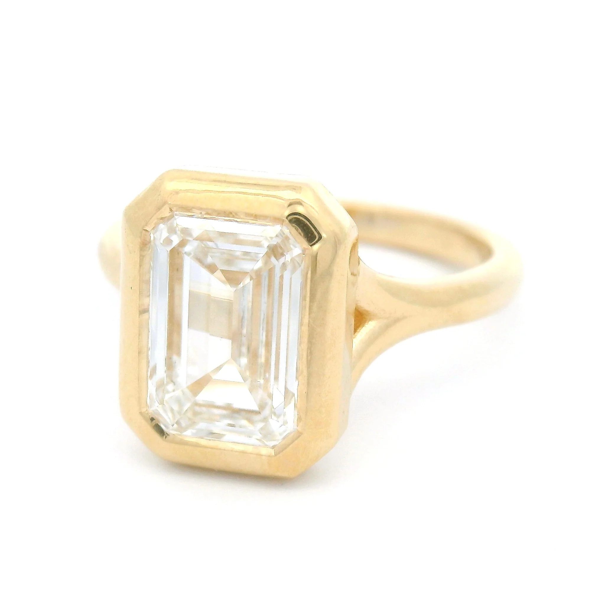 14k Yellow Bezel-Set Solitaire with 2.5ct Lab-Grown Emerald-Cut Diamond - Image 2