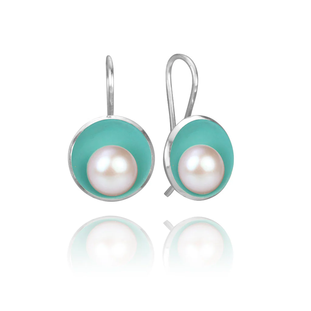 Pop Pearl Drop Earrings - Image 4