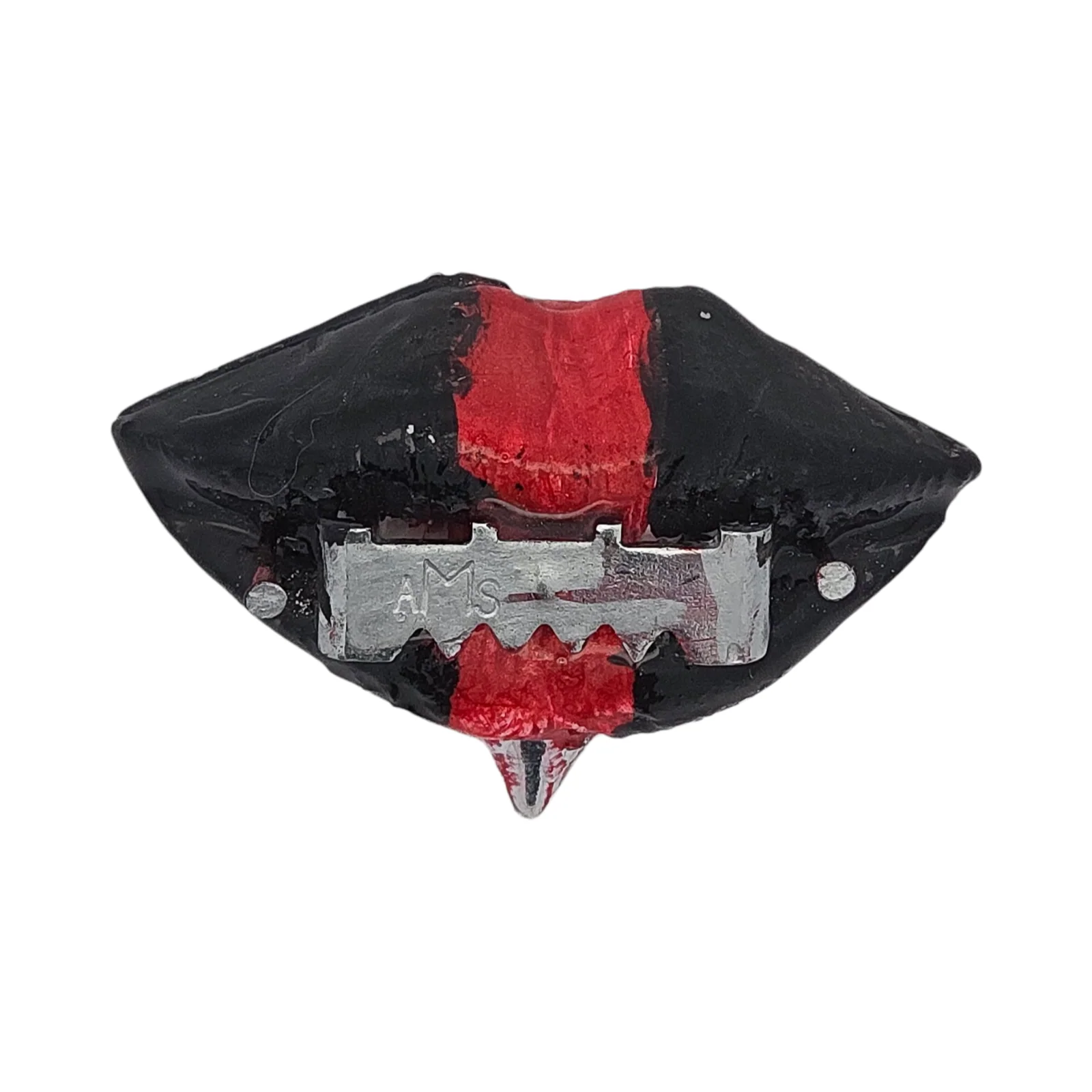 Porcelain Lips Brooches - Image 6