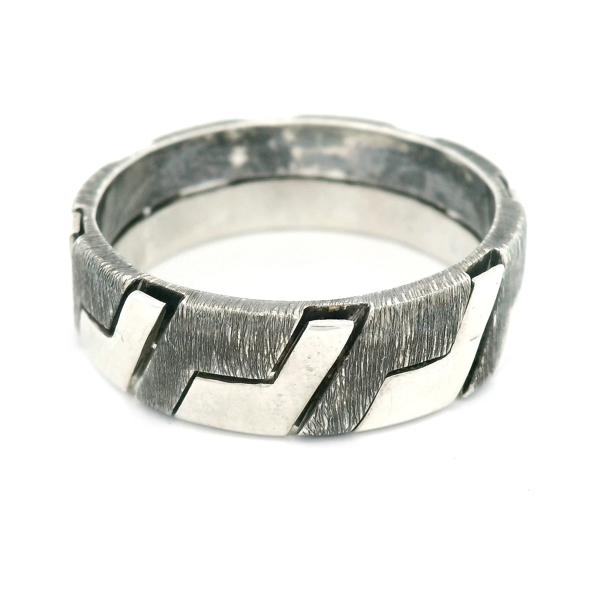 Sterling Silver Interlocking Puzzle Texture Band - Image 2