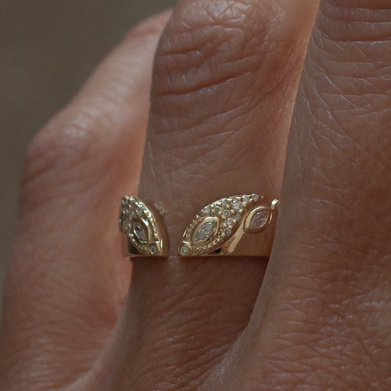 14k Yellow Open Band with 0.26cts Mixed Cut Diamonds - Image 5