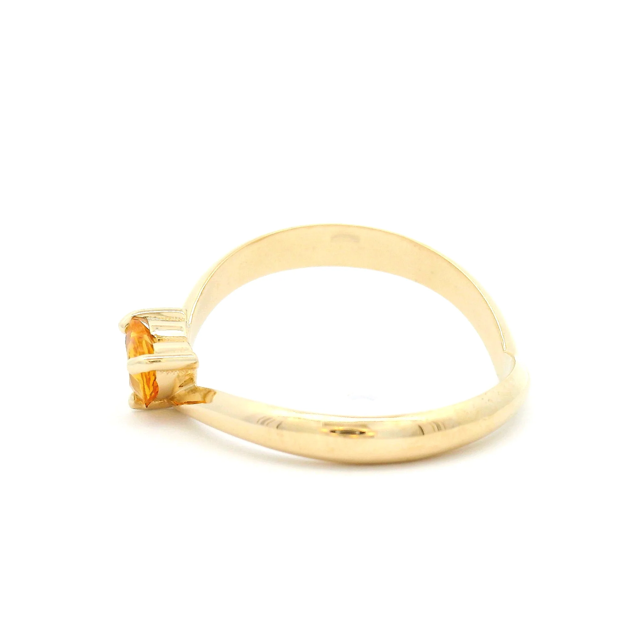 Chevron - 14k Yellow Solitaire Engagement Ring with 0.42ct Yellow Heart Shaped Sapphire - Image 3