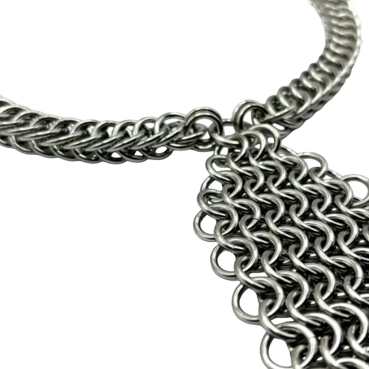 Siege Chainmail Necklace - Image 3